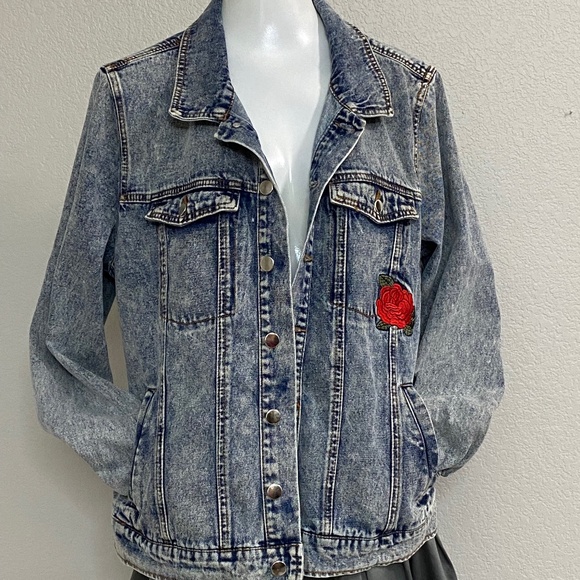 Forever 21 Embroidered Plus Jean Jacket Size 2X - Picture 1 of 12